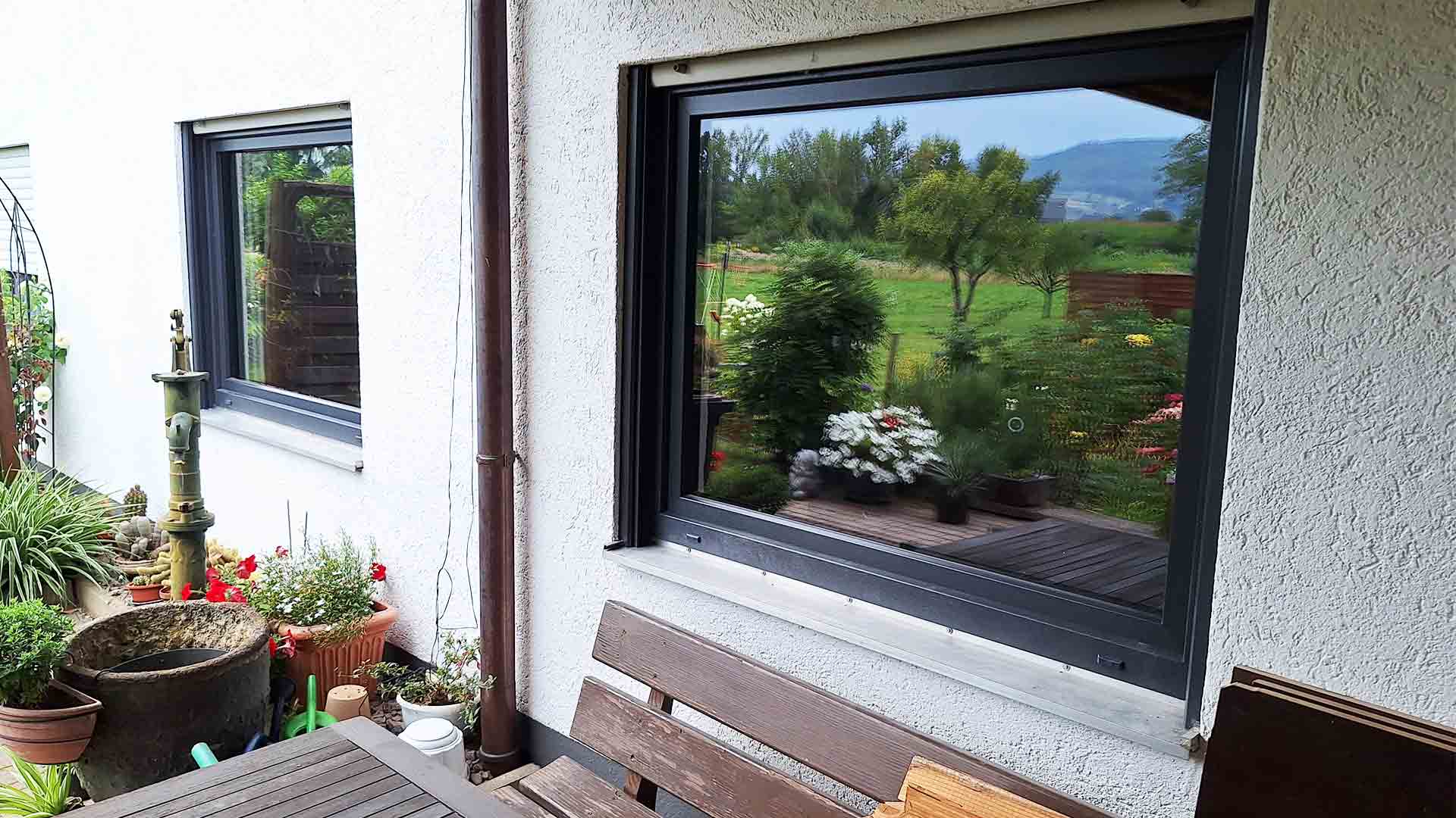 Fenster-in-Anthrazit