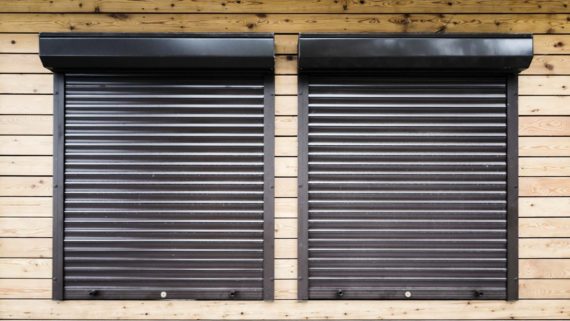 Rollladen-fuer-Fenster